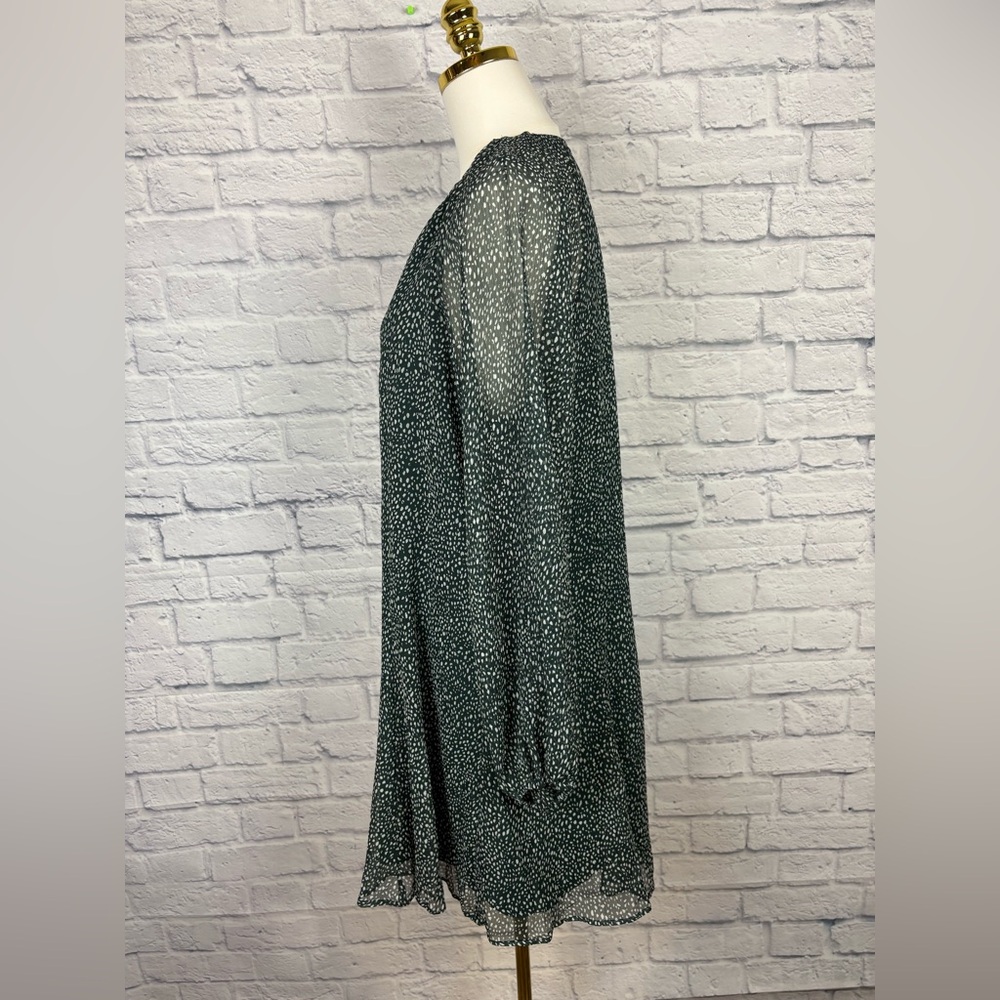 JOIE Green & White Arctic Animal Print Chiffon Balloon Sleeve Dress size Large - Picture 5 of 8